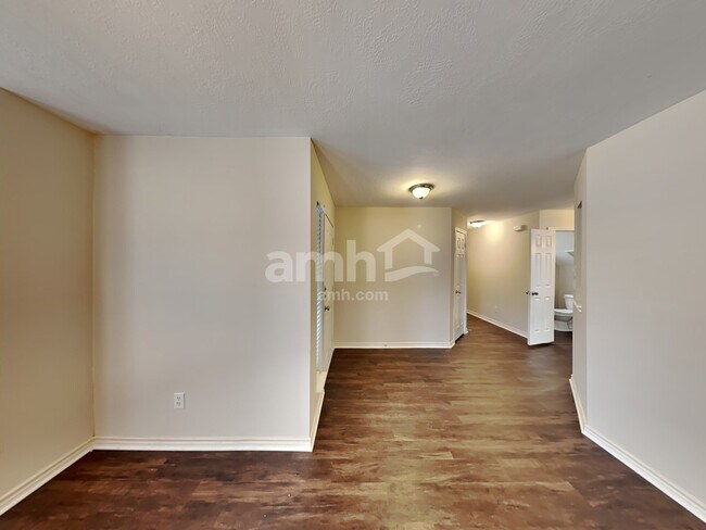 Photo - 2219 Shady Pine Dr