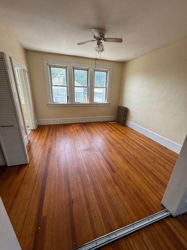 Photo - 914 W Lackawanna Ave Unit Apt