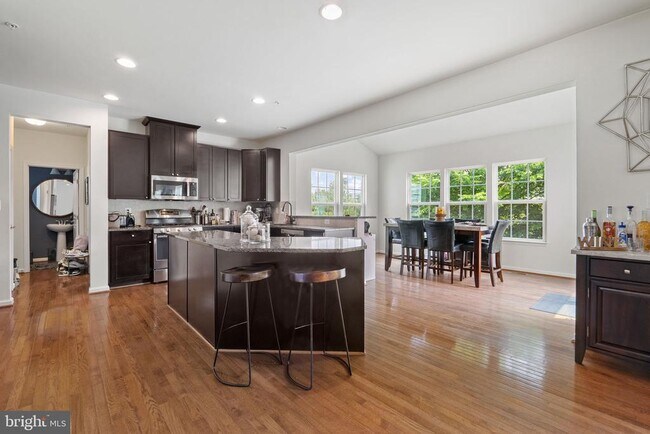 Photo - 2905 St Marys View Rd