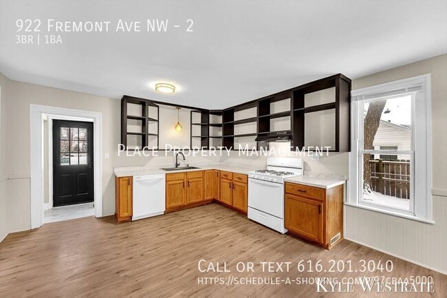 Photo - 922 Fremont Ave NW Unit 2