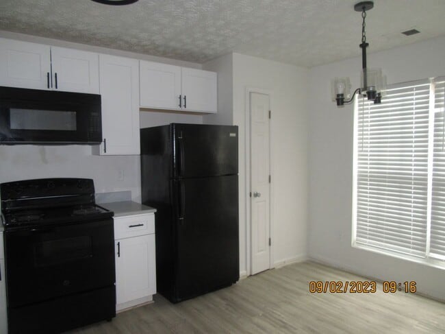 Building Photo - 3548 Waldrop Trail Rental