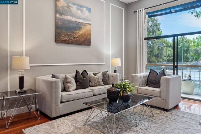 living room - 300 N Civic Dr #313 Apartment Unit 313