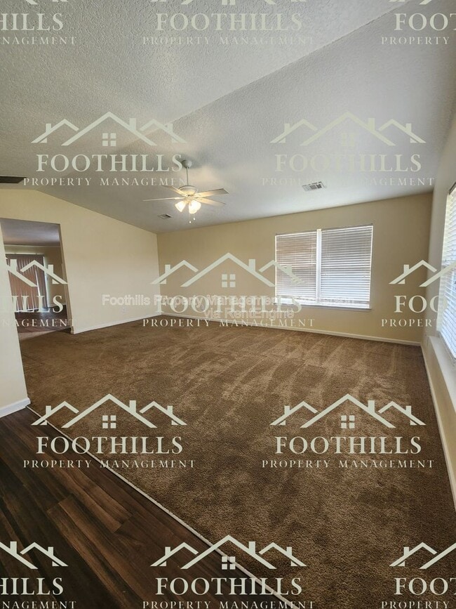 Photo - 131 Veranda Cir