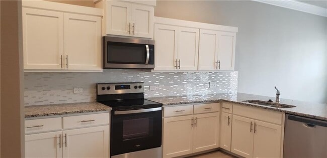 Photo - 100 Everett Ct