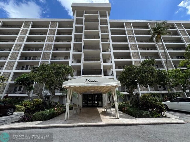 Photo - 3200 N Palm Aire Dr Condo Unit 208