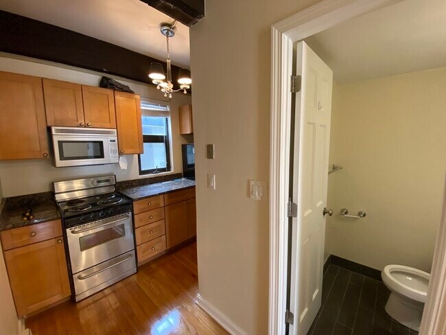 Photo - 12 Stoneholm St Unidad 614