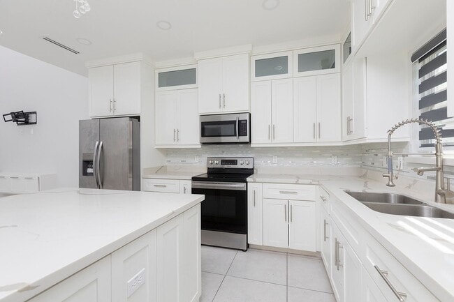 Photo - 1822 Sunset Dr