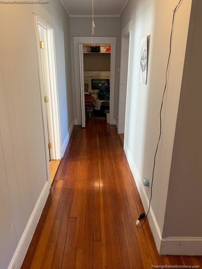 Photo - 90 Nichols Ave Unidad A