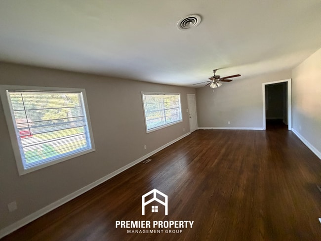 Photo - 3BR/2BA Center Point Rental with Hardwood Floors Throughout & Fenced Backyard