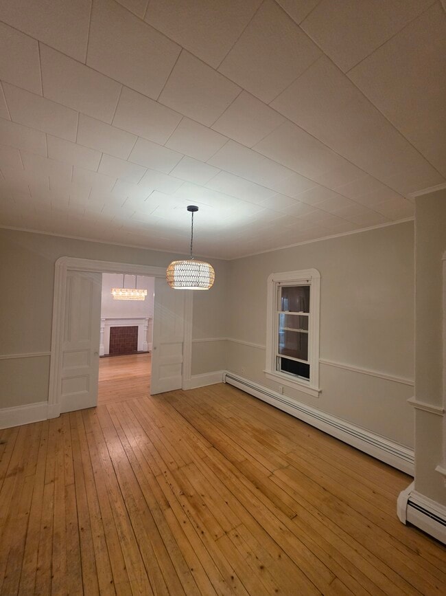 Photo - 533 Hanover St Unit 2nd fl Hanover st