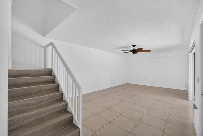 Photo - 851 Blue Ridge Cir