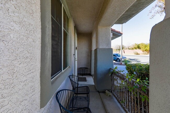 Photo - 3 Bedroom Summerlin South Beauty