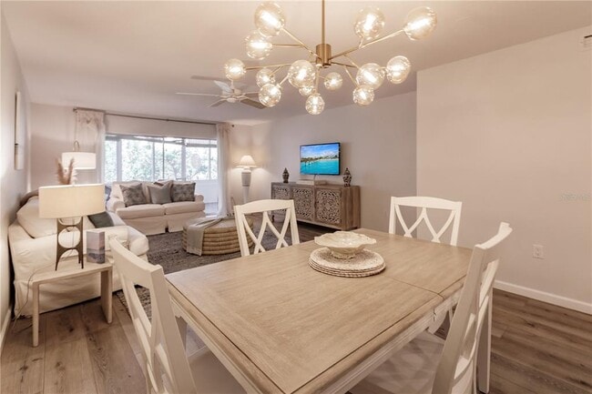 Photo - 1200 E Peppertree Ln Unidad 303