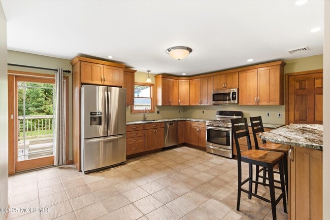 Photo - 501 Silverton Rd