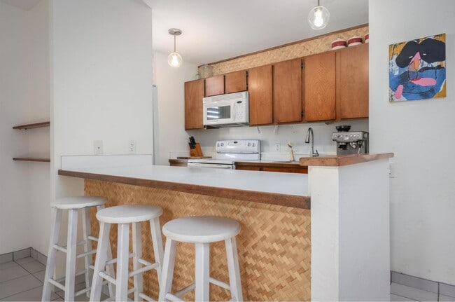 Photo - Furnished 1 Bedroom 1 Bath Condo w/Pool Unit 153