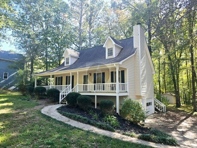 Building Photo - 43 Regent Ct