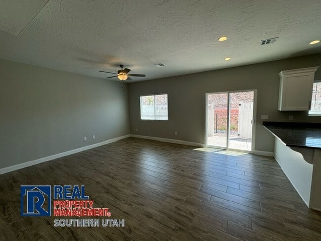 Photo - 1042 S 1450 E