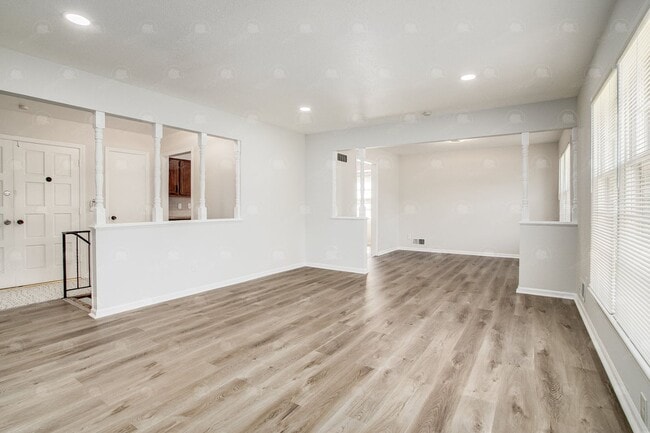 Photo - 8435 E 56th Terrace