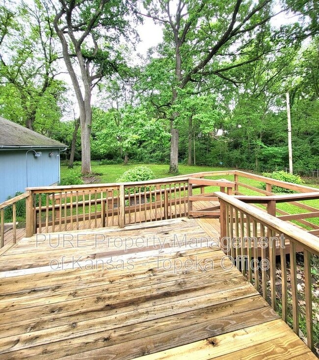 Photo - 4931 Appleton Ave