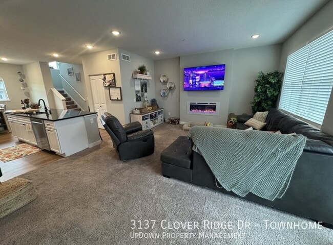 Photo - 3137 Clover Ridge Dr
