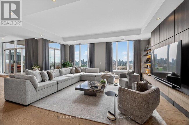 155 St Clair Ave W Unit 1801