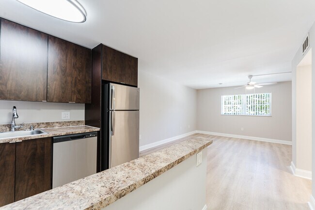 Photo - 650 SW 2nd Ave Unit 252
