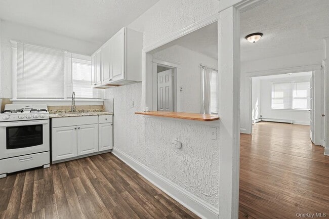 Photo - 7 S Atlantic St Unit 1