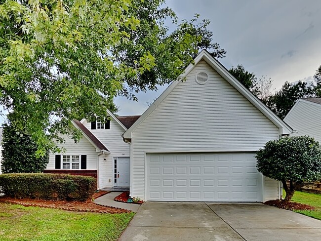 Great 3 Bed Home located in Lawrenceville! - Great 3 Bed Home located in Lawrenceville!