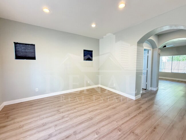 Photo - 3998 W Roundabout Cir
