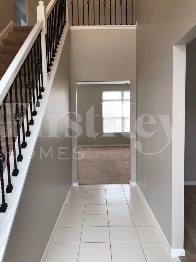 Photo - 611 Geiser Brook Ct