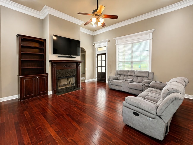 Photo - 4 BEDROOM BLANCHARD HOME NEAR I49