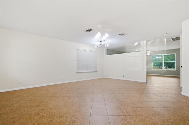 Photo - 1806 Carriage Hills Trail