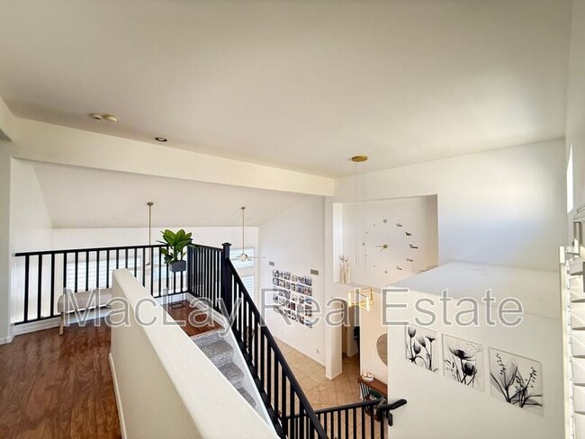 Photo - 757 W Aloe Pl