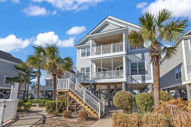 Building Photo - 1426 N Waccamaw Dr