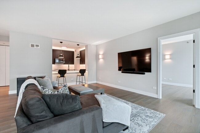 Photo - 501 N Clinton St