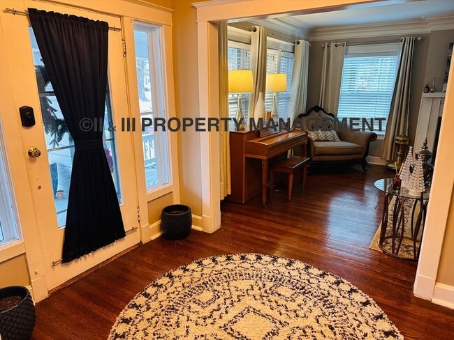 Photo - 5524 Rockhill Rd