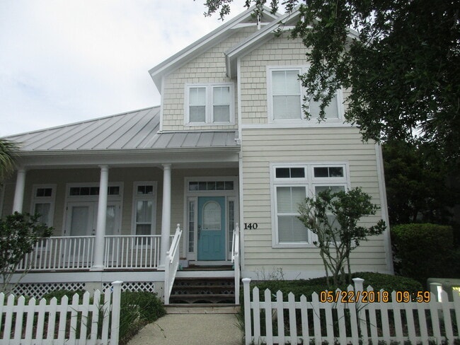 Photo - 140 Island Cottage Way