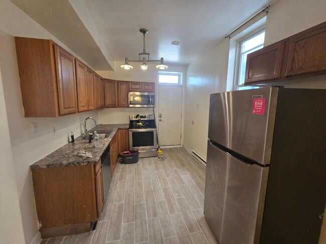 Building Photo - 6530 S Ingleside Ave Unit 1 Rental