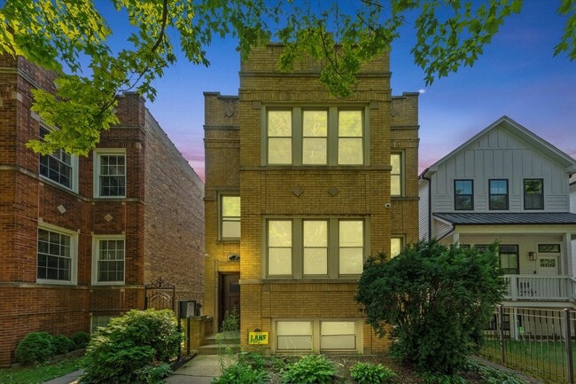 Photo - 4846 N Keystone Ave Unit 2