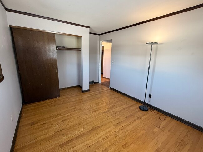 Photo - 1016 Fieldcrest Dr