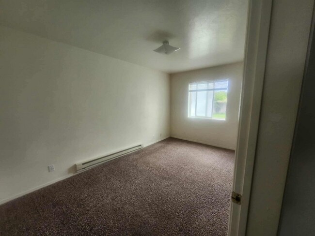 Photo - 950 Sparks St N Apartamento Unidad 1