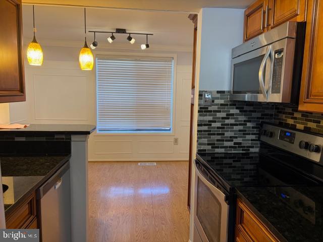 Photo - 6581 Pressed Gentian