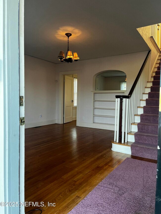 Photo - 1924 Arcadia Pl