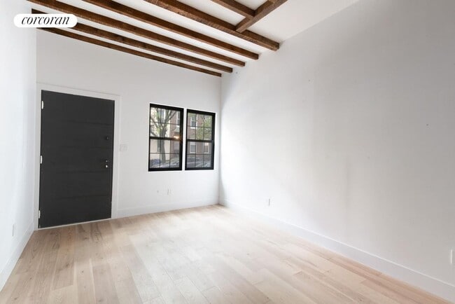 Photo - 183 Green St