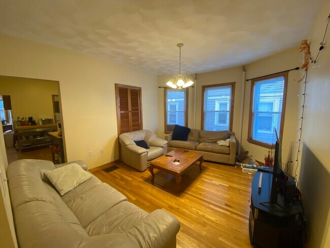 Photo - 35 Hancock St Unit 1