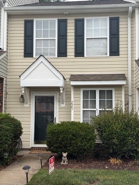 Building Photo - 225 Pawley Ave