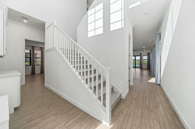 Photo - 601 SE Fascino Cir