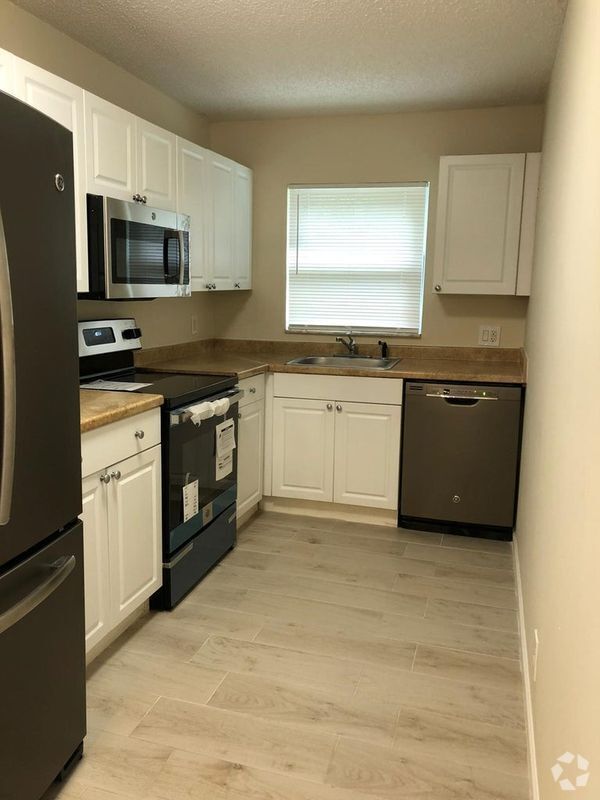 Building Photo - 5060 Sanctuary Way Rental