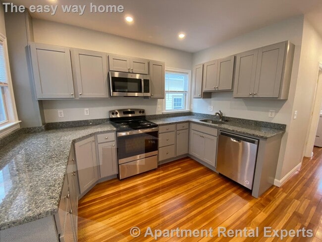 Photo - 10 Trapelo Rd Unit #5