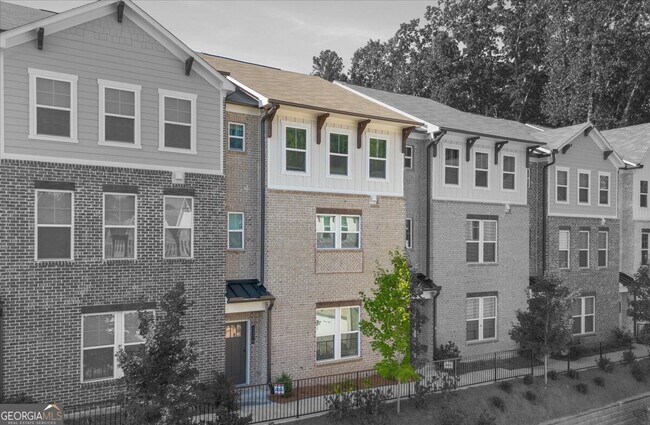 Photo - 3376 Macaiva Aly